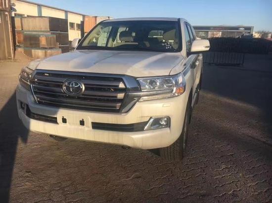 2017款丰田酷路泽4000现车报价特价清仓