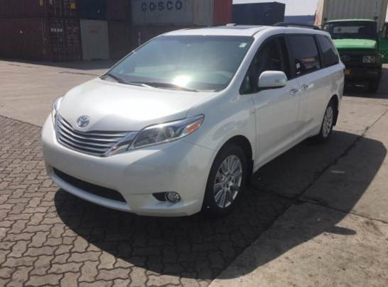 17款丰田塞纳报价 Sienna7座商务清仓售