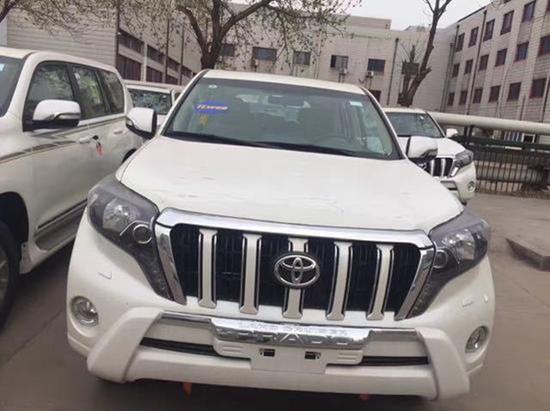 17款丰田霸道4000裸价销售血战到底49万