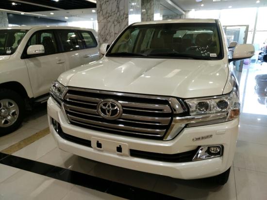 17款酷路泽4000中东版大降价迎接18款