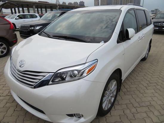 17款丰田塞纳3.5L优惠现金直降3万手续齐