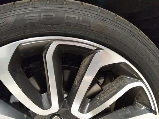 路虎揽胜行政汽油版虎虎生威劲爆价促销