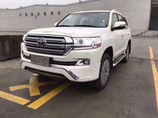 2017款丰田兰德酷路泽5700现车充足报价