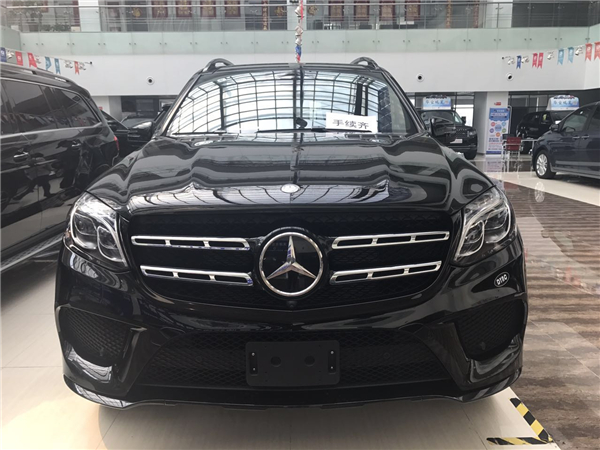 18款奔驰GLS450 展位现车售卖年底优惠