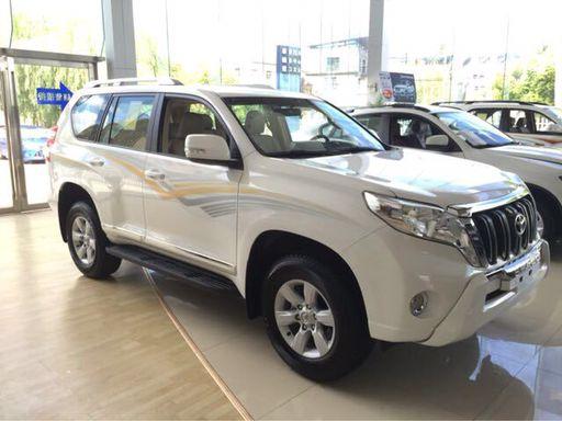 最新款丰田普拉多2700首创豪华SUV之先河