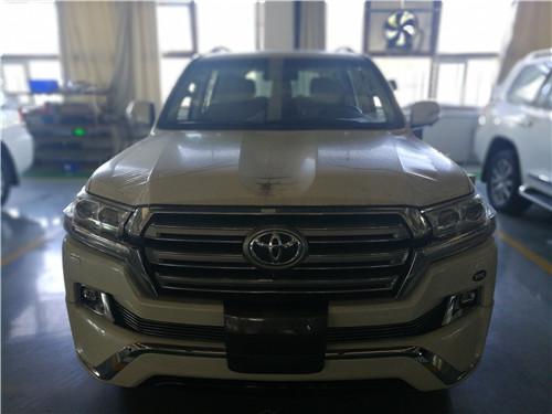 17兰德酷路泽4000中东版GXR现车到店