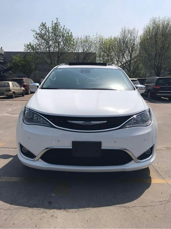 2017款克莱斯勒大捷龙3.6豪华高端气质