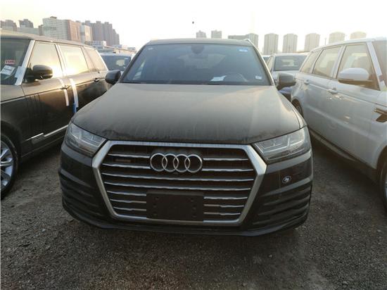 2017款奥迪Q7加版3.0T港口现车最低报价