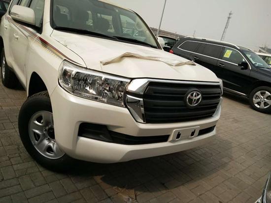 2017款中东丰田酷路泽4000送豪华大礼包