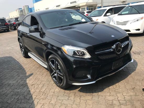 天津保税区18款奔驰GLE43新车现场图解