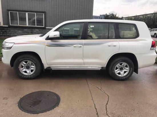 2017款丰田酷路泽4600 全国促销79.2万