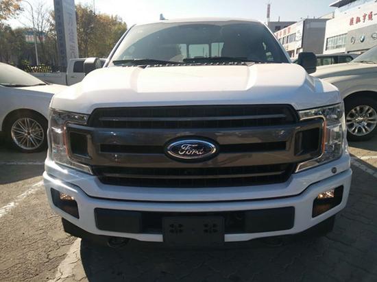 17款福特猛禽F150肌肉皮卡彰显越野身份