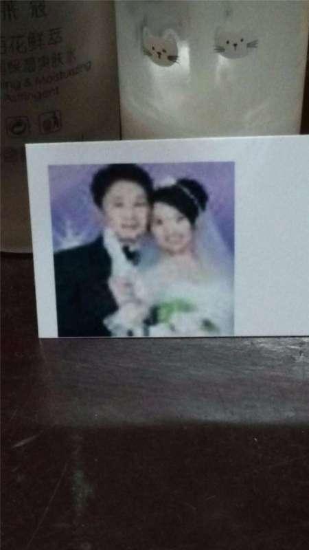 施女士的丈夫背着她,与别人结婚。