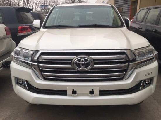 17款丰田酷路泽4000摒住呼吸给你诚信价