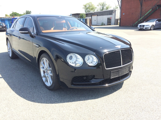 18款宾利飞驰全球限量版 自贸区新行情