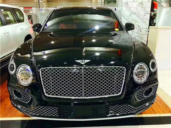 2018款欧规宾利添越现车290万天津港专营