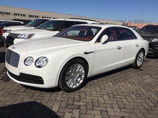 2017款宾利飞驰V8S欧规年终优惠不打烊