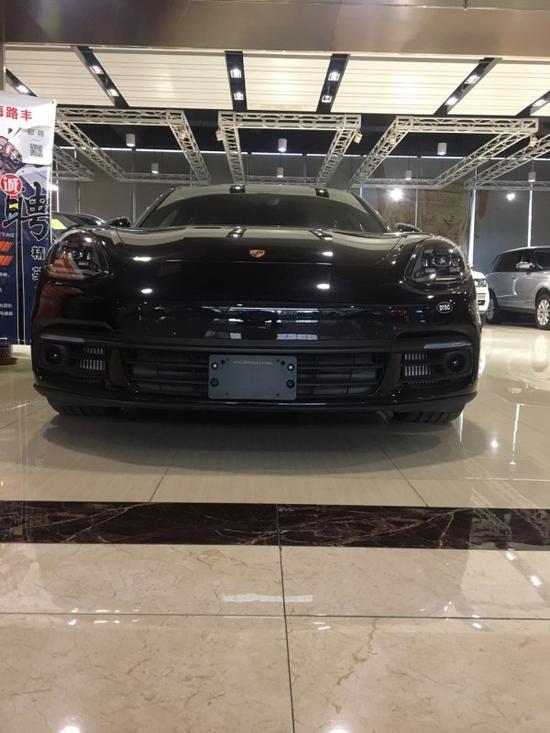 保时捷帕拉梅拉时尚的它寻找时尚的你