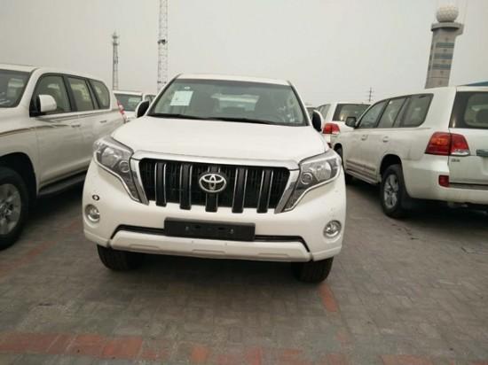 17款丰田霸道2700天窗版中东版SUV特惠