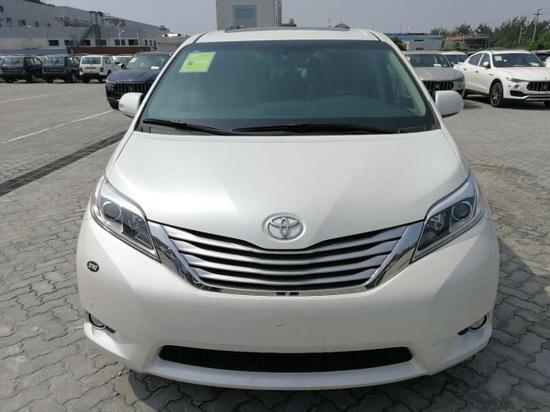 17款丰田塞纳商务 大空间座驾出游必备