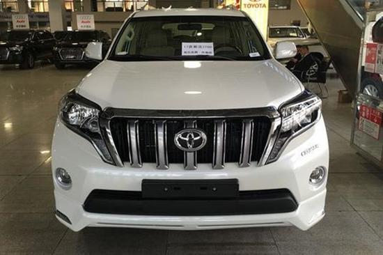 2017款丰田霸道4000中东版强悍豪华SUV