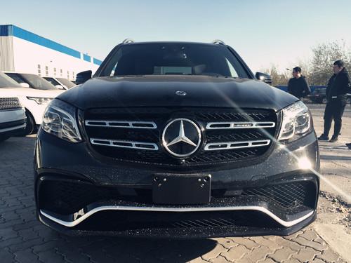 2017款加版奔驰GLS63天津现车秒杀冲冠