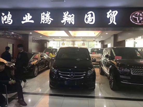 17款奔驰麦特斯现车到店 线条完美统一