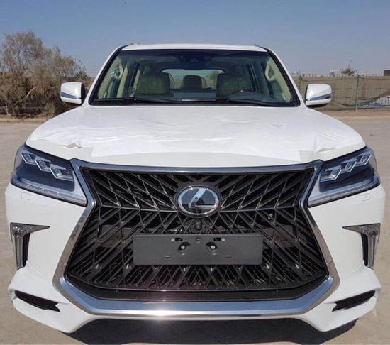 18款雷克萨斯5700 现车充足 港口特惠