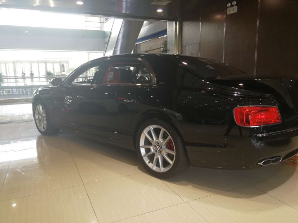 18款宾利飞驰五座四座均现车降税降12万