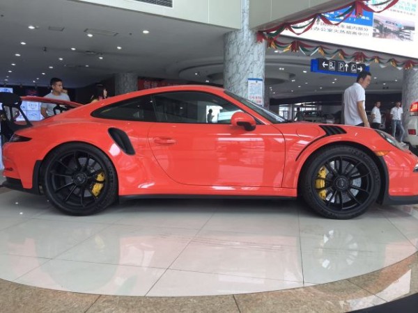 911gt3rs 9I77-htstzca4712326.jpg