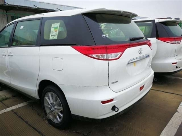 丰田大霸王销售电话:13389982878刘经理