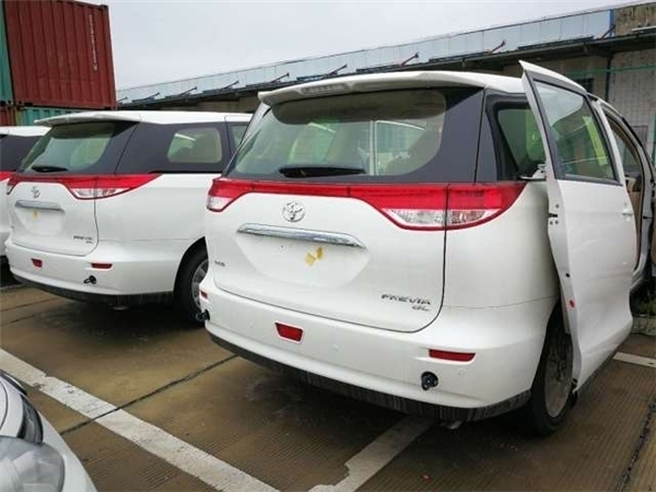 丰田大霸王销售电话:13389982878刘经理