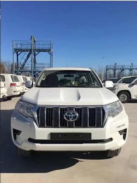 进口18款丰田霸道2700丐版改装航空座椅