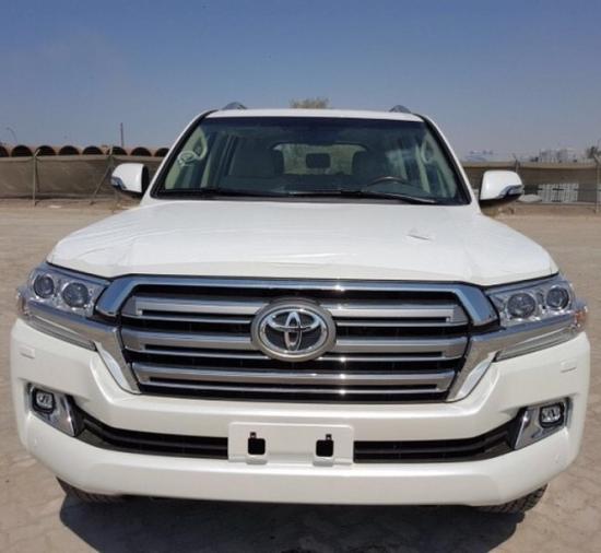 18款酷路泽4600天津现车配置与油耗评测