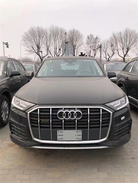 2022款奥迪Q7欧规2.0T现车最低价格出售