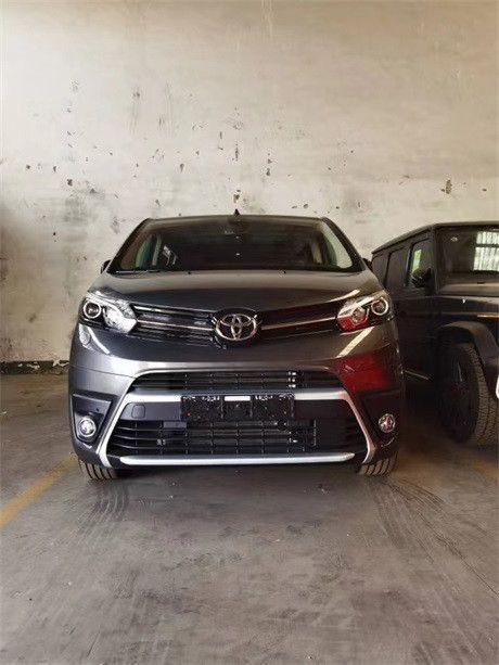 2022款丰田指挥家2.0T柴油商务底价出售