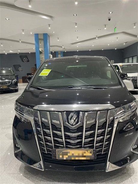 2022款丰田埃尔法2.5和3.5现车港口特价