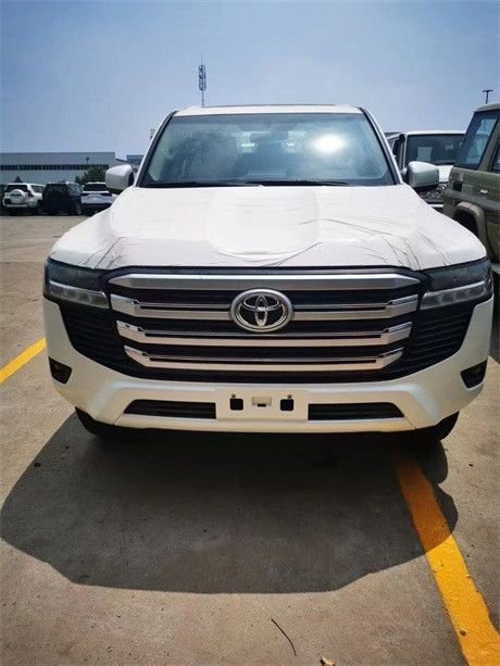 2023款丰田酷路泽LC300天窗双油箱报价