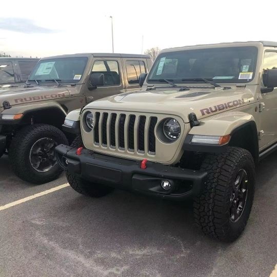 2022款吉普牧马人大促 特别的车特别的色