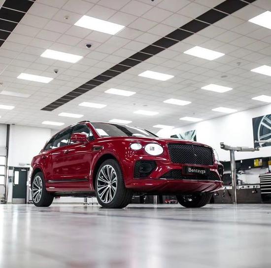 全新宾利添越美轮美奂视觉效果等你来袭