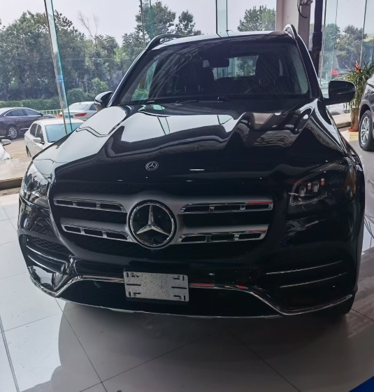 21款奔驰GLS450年底壕礼特惠100W提车