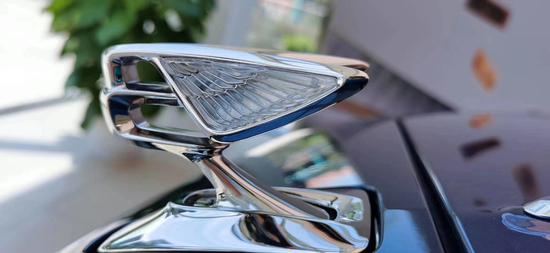 20款宾利飞驰W12报价 细节十分有艺术感