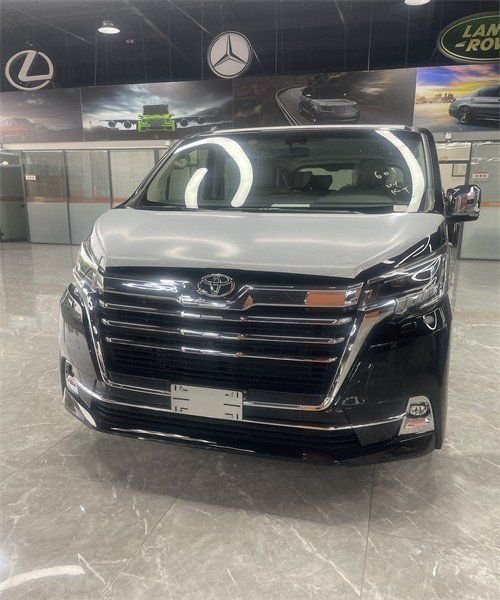 23款丰田格兰维亚3.5L现车62万起最低价