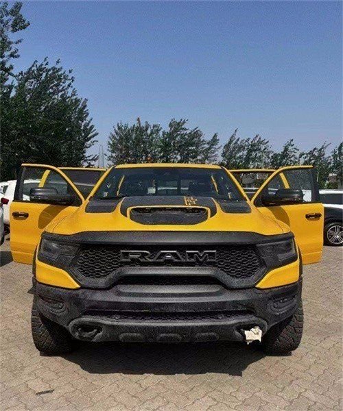 道奇霸王龙现车最低售价支持分期