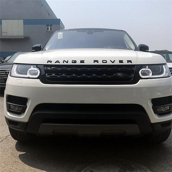 2018最新款路虎揽胜运动版报价 瞬间心动