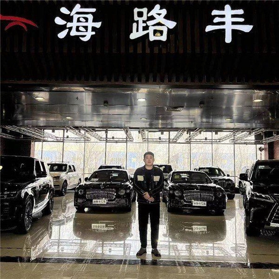 三叉星徽2023款奔驰GLS450销量之王报价