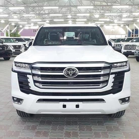 2022款丰田酷路泽LC300现车100万起售