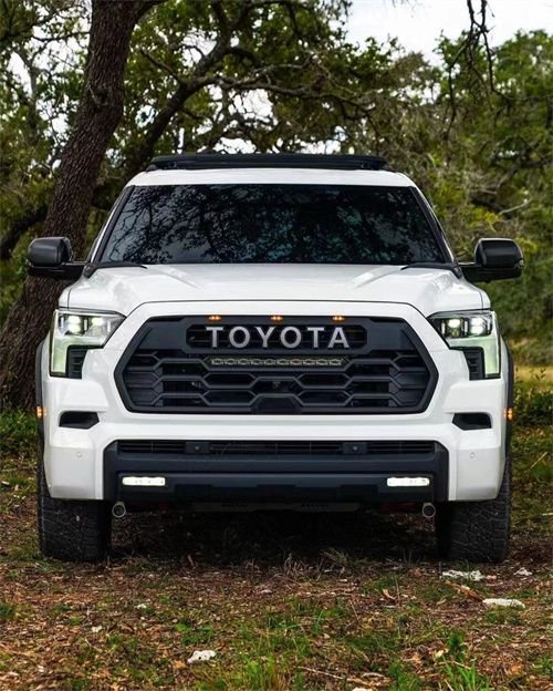 全新23款丰田红杉空间超大 城市兼越野