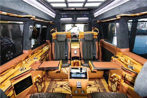 19款埃尔法蒙娜丽莎3.5四座站在科技前沿