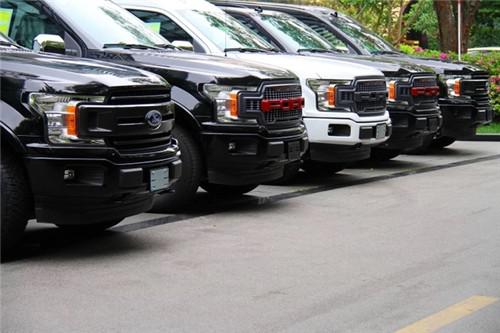 18款福特F150 改装7座勇猛者现车宏伟